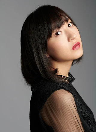 上田 瞳